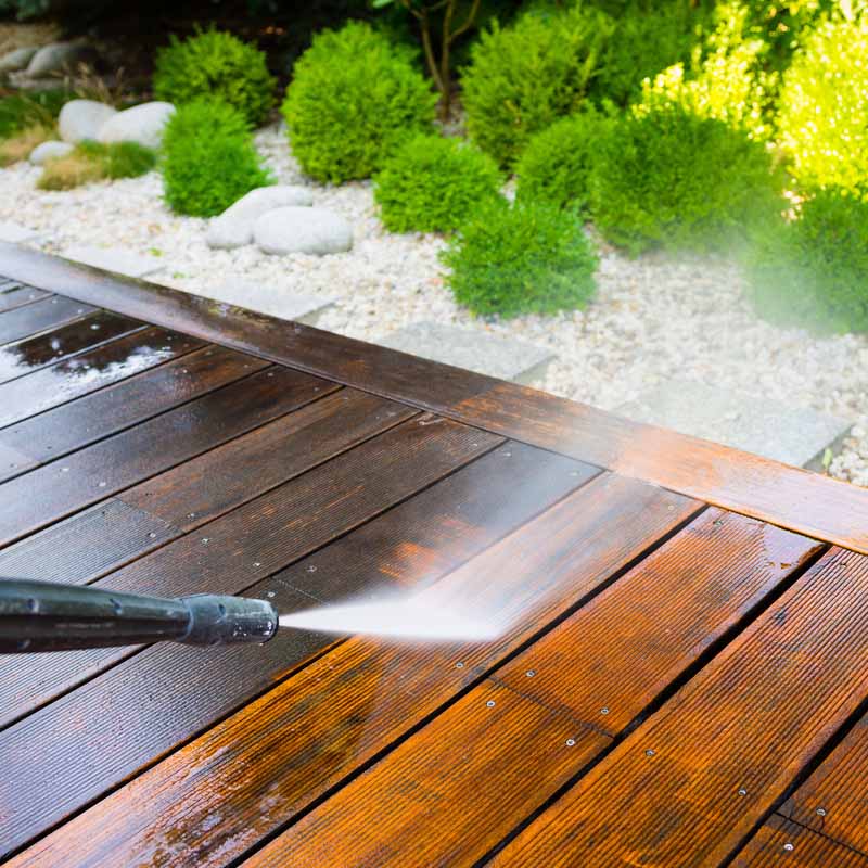 RESIDENTIAL WINDOW CLEANING