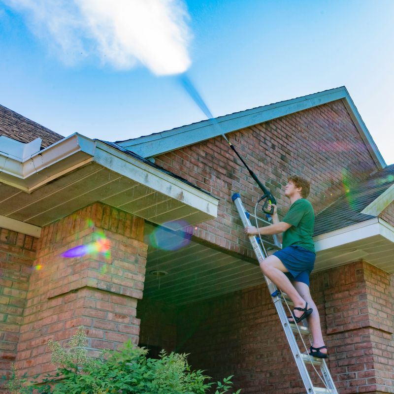 RESIDENTIAL WINDOW CLEANING